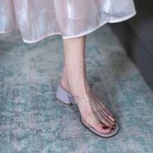Mujer de moda sandalias de tacón medio una palabra zapatillas transparentes sandalias de tacón grueso ins sexy - Morado - Ver 4