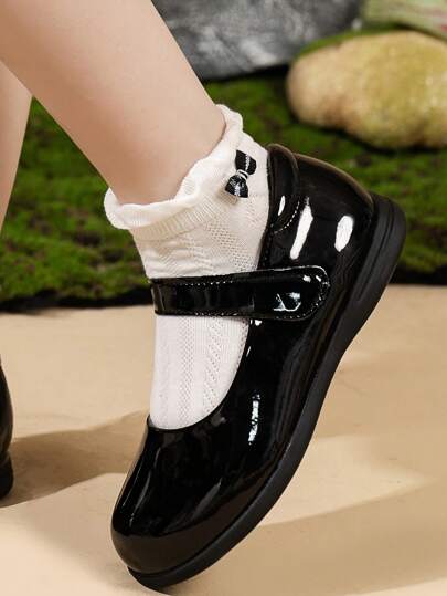 Zapatos de recubierto negro tipo Mary Jane para niñas - Zapatos escolares clásicos con hebilla; Zapatos de recubierto beige tipo Mary Jane para niñas - Con lazo y cierre de gancho y bucle, un básico para la temporada de otoño, de vuelta a la escuela; Zapatos negros; Zapatos escolares para niñas; Zapatos para niñas pequeñas; Zapatos para niñas