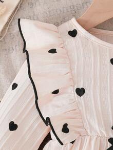 春秋季新款婴儿连体衣，圆领长袖设计，适合新生儿和婴幼儿，小爱心印花，女宝宝连体衣，黑色蝴蝶结装饰，喇叭袖，整体甜美可爱。 - 杏色 - 查看 4