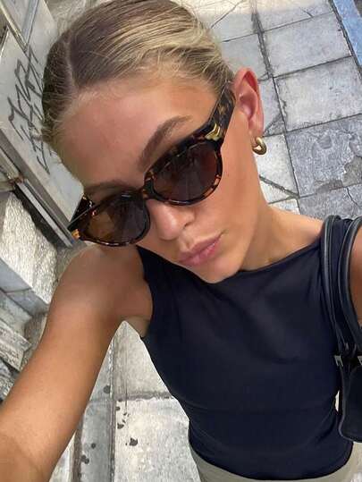 1pc Oval Shaped Large Frame Women's Fashionable Glasses, Simple And Versatile