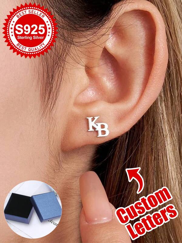Pendientes de botón de plata de ley S925 con letras dobles personalizadas - Regalo de joyería personalizada para novias, novios, mejores amigos y uno mismo - Ideal para cumpleaños, aniversario, graduación, estilo diario, citas y momentos significativos