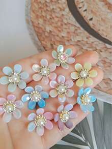 50 chiếc/túi, hoa 6 cánh nhiều màu sắc 20mm, nền vàng, đính ngọc trai và đá pha lê, hoa nhựa không lỗ, dùng để trang trí quần áo. - màu sắc - Xem 2