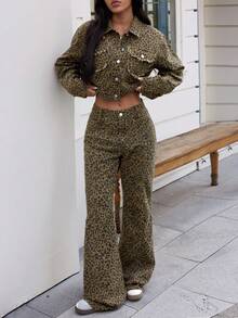 牛仔套装搭配豹纹夹克和裤子，羊毛设计元素，全新万圣节风格街头复古百搭通勤日常休闲简约街头时尚夹克上衣和舒适喇叭牛仔裤两件套 - 綠色 - 查看 6