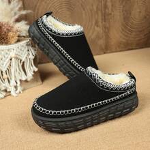 Botas de nieve para mujer 2025 con suela gruesa y forro térmico, de uso exterior, tipo botín de invierno de fácil puesta