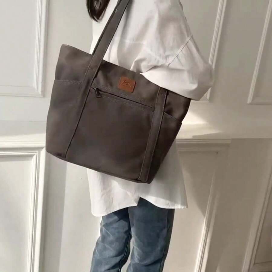 Women Shoulder Bags - 黑色 - 查看 1