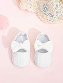 Giày trẻ sơ sinh màu trắng làm lễ rửa tội, giày công chúa cho trẻ sơ sinh mùa xuân/thu, giày bệt nơ thời trang cho bé gái - trắng - Xem 5