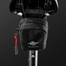 WOLFILIST - Bolsa Compacta para Sillín de Bicicleta - Se Adapta Debajo del Asiento para Fácil Almacenamiento - Pequeña y Duradera - 1 - Ver 4