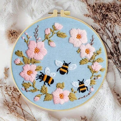 Borduurpakket (1 stuk), 20 x 20 cm/7,9 x 7,9 inch, handgemaakte DIY-borduurset met bijen en roze bloemen, geschikt voor volwassen beginners, inclusief borduurstof, handleiding, borduurraam en naald en draad, cadeaus van vrienden of familie, meubels, handgemaakte kunstwerken voor op kantoor