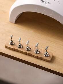 日式美甲练习底座，简约木质风格指甲托，金属指甲板托，可穿戴美甲工具，适合美甲店和个人使用