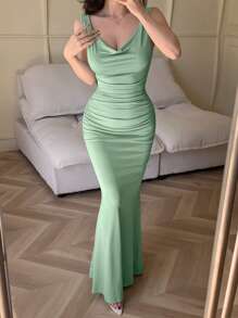 abyoxi 小码豌豆绿色性感垂坠领露背系带腰部褶饰修身简约鱼尾下摆连衣裙，适合日常休闲辣妹春夏新款女装