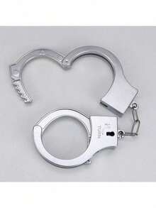 1 Set Retro Handcuffs, Silver Plastic Handcuff Set, Suitable For Halloween And Party Costumes, Fun And Durable, No Power Required, Roleplay And Performance Handcuffs