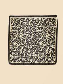 1pc Women's Leopard Print Border Neckerchief, Geometric Design New European & American Retro Headwrap