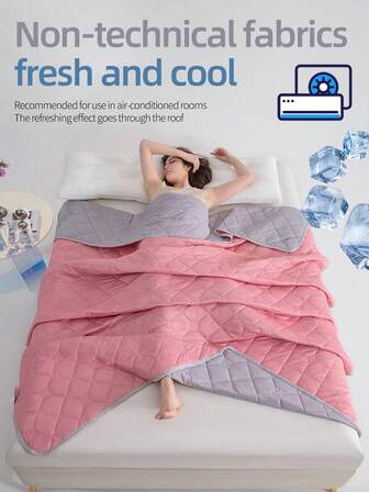 1. Manta refrescante - Manta refrescante de verano ligera, adecuada para quienes sienten calor, puede bajar la temperatura de 3 a 5°C en comparación con las mantas refrescantes tradicionales. - Tamaño grande/pequeño/doble - Lavable a máquina - Ideal para acampar, habitaciones con aire acondicionado y sudores nocturnos (5 opciones de color)