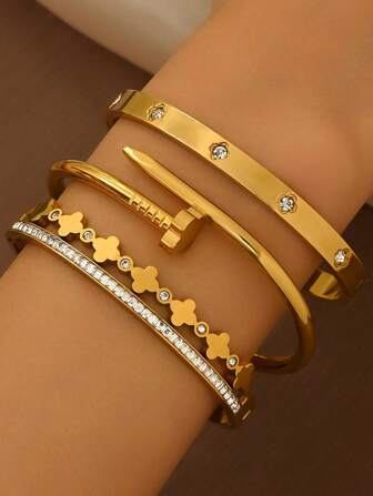 3 قطع سوار ربيع أخضر رباعي الأوراق، سوار من الفولاذ المقاوم للصدأ، سوار من الزركونيوم، سوار من المسامير، سوار من الصلب التيتاني، تلميع مرآة، طلاء فراغي، لا يخفت بسهولة، طراز كلاسيكي عصري، مناسب للارتداء اليومي، سوار ذهبي، مجوهرات من الفولاذ المقاوم للصدأ، هدية عيد الأم، هدية عيد المعلمين، هدية عيد الحب، طقم سوار مطلي بالذهب الأنيق 18 قيراط من الفولاذ المقاوم للصدأ