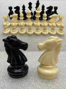 1 Set 32pcs Plastic International Chess Pieces King Heigth 65mm/75mm Chessmen Figurine Pieces Portable For Travel Classic Board Games Party Relaxing Entertainment