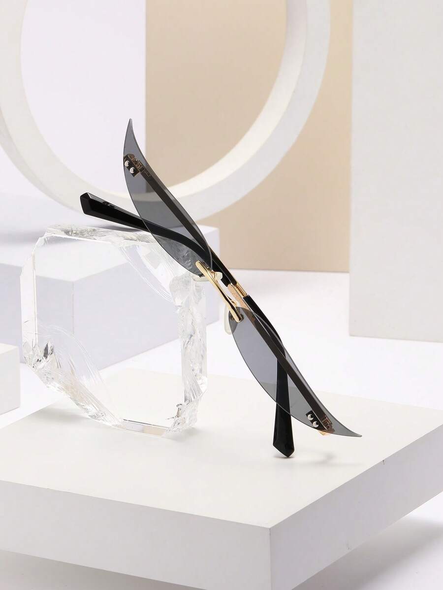 Ochelari de soare Cyberpunk cu ramă mică, eleganți, fără rame, ochelari de soare Party Rave Y2K, ochelari de soare cu dungi și nuanțe de bronz, nuanțe de formă asimetrică pentru toate anotimpurile