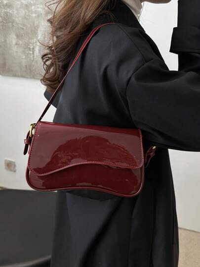 Bolso cuadrado con solapa, de estilo minimalista y negocios casuales, ligero, perfecto para adolescentes, mujeres, estudiantes universitarios, principiantes y trabajadores de cuello blanco, ideal para la oficina, la universidad, el trabajo, los desplazamientos, el exterior, los viajes y las salidas. Elegante bolso burdeos para mujeres.