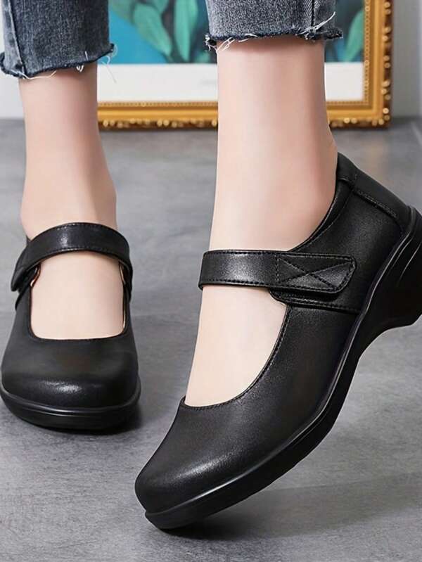 Women Solid Color Elegant Flat Ankle Strap Soft-Sole Walking Shoes, Round Toe Wedge