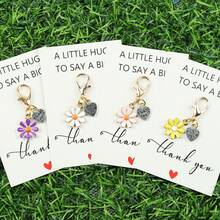 4pcs/8pcs Mini Daisy Keychains,Tulip Keychain,With "A LITTLE HUG" Thank You Cards, Flower Keychain, Ideal For Friendship Gifts, Back-To-School Gift,Teacher Appreciation Gift,Perfect Gift For Friends And Family & Daily Key/Bag Accessories,Suitable For Men And Women.