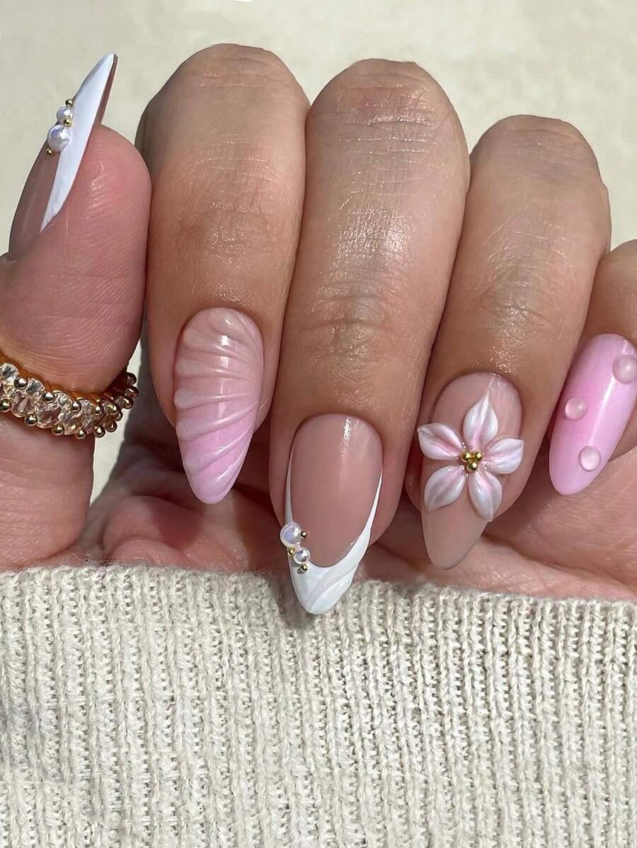 24 件中号杏仁形白色法式美甲仿真指甲套装，带有 3D 花朵、贝壳、珍珠和水滴设计（包含：1 件指甲胶、1 个指甲锉）- 适合女性日常、约会、派对