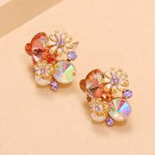一对蝴蝶和花朵仿珍珠耳钉，适合日常佩戴