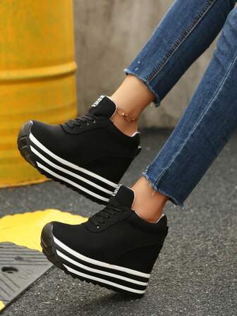 Fall/Winter Women's Casual Lace-Up Platform Sneakers, Fashion Versatile Skateboard Shoes