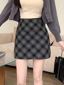 复古简约A字裙新款女式短款羊毛裙高腰修身紧身裙，秋冬