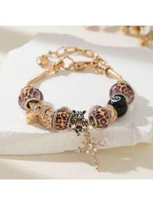 高级女士可调节时尚手链套装，适合所有场合，带有泳池、星星、十字架吊饰、豹纹和时间吊饰 - 彩色 - 查看 3