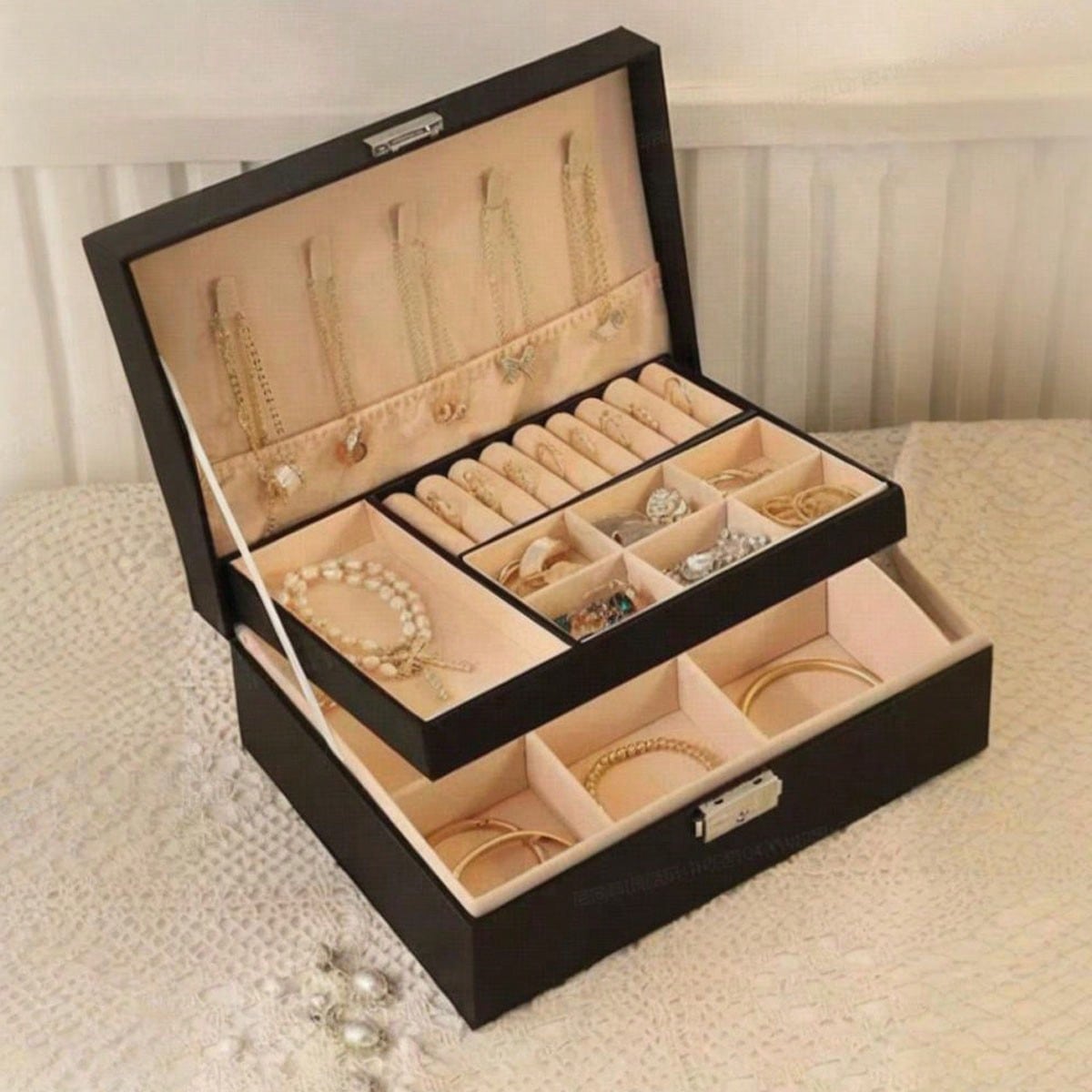 1pc Dual Layer Large Capacity Jewelry Box, PU Leather Jewelry Display Case, Luxury Lockable Jewelry Storage Box, Home Jewelry Organizer Accessories For Necklaces, Earrings, Rings, Bracelets, Holiday Gift, Back To School Gift. Travel Essential Travel Accessory, Travel Bag, Vacation, Study Supplies Jewelry Box Jewelry Organizer