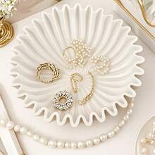 1 Stück handgefertigte Harzteller in Fächerform mit Lotosblattrand Dekor, geeignet für Innen- und Außendekoration Zuhause, Couchtisch, Küchentheke, Schüssel für Schlüssel im Eingangsbereich, Dekoration für Weihnachten, Halloween, Ostern, Erntedankfest, ohne Strombedarf