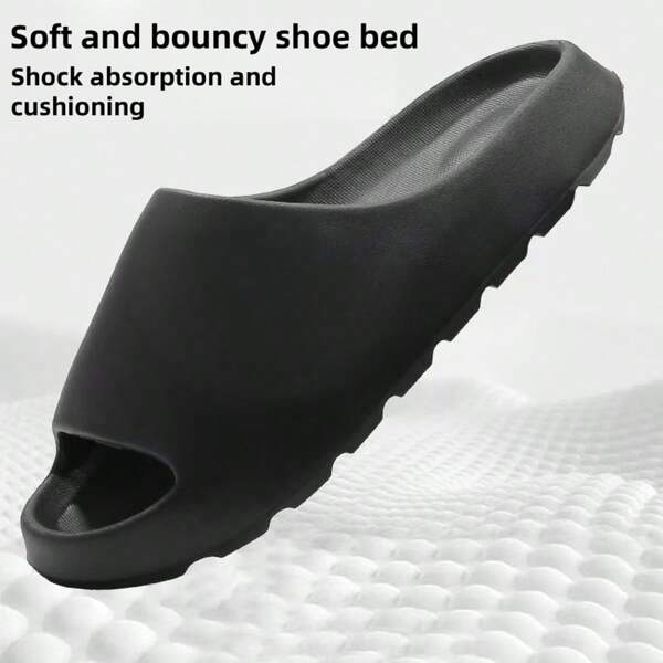 Sandalias de verano antideslizantes y resistentes para hombre de talla grande, nuevas para 2025, con suela gruesa, tipo chanclas para la playa de Eva