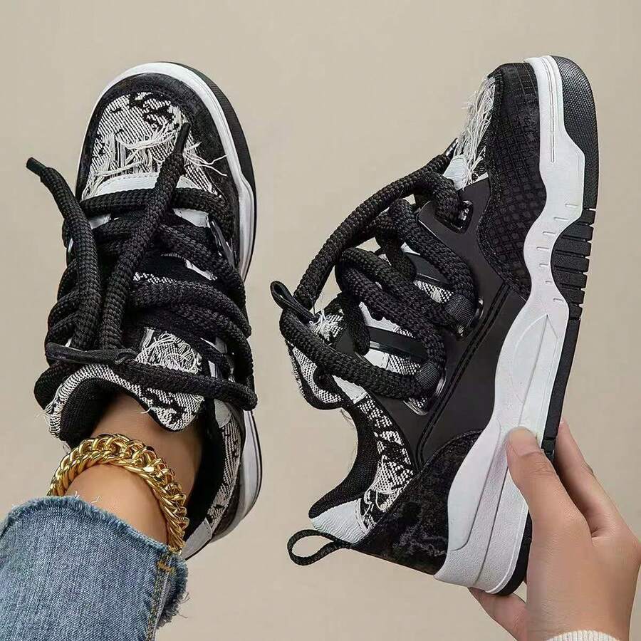 Women's Platform Sneakers, Fashion Increase Height Round Toe Lace-Up Casual Lightweight Non-Slip Unisex Skateboard Shoes, Black Tassel Street Dance Beggars Shoes - Black - View 1