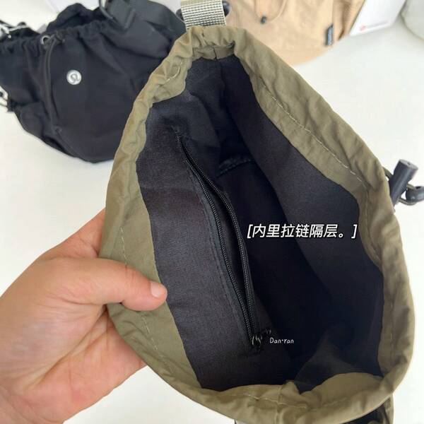 Shoulder Bags