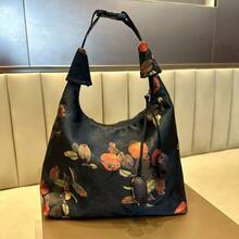 Shoulder Bags