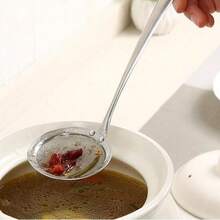 1Pc Kitchen Grease Skimmer With Fine Mesh Foam Strainer, Suitable For Home/Restaurant/Cafe, Made Of Selected 304 High-Quality Stainless Steel, In Line With Food Cooking Standards, Resistant To High Temperature, Heat-Insulating And Scalding, With Embedded Reinforced Handle, Practical And Safer! - Bạc - Xem 8