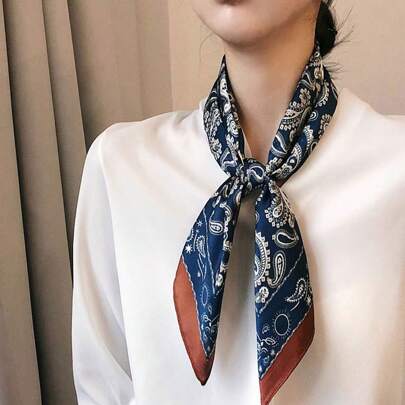 1pc Women's Bohemian Style Fashion Elegant Paisley Print 70*70cm Satin Bandana Scarf, Versatile For Daily Outfit