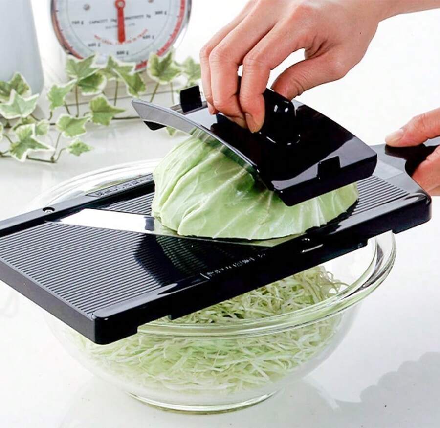 Shimomura Katsu Shop 35950 Cabbage Slicer, Wide (Made In Japan), Fluffy Julienne With 0.04 Inch (1 Mm) Wide, Sharp Sharp, Slice Whole Half-Ball With Holder,8288444 - 珊瑚粉 - 查看 1