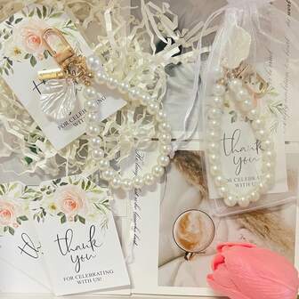 Set de 36/21/15 piezas de llavero elegante con perlas de concha, incluye 5 llaveros, 5 tarjetas de agradecimiento y 5 bolsas de organza blanca - Regalos perfectos para despedida de soltera, cumpleaños y bodas