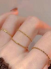 1 件经典简约 18K 镀金戒指，男女通用戒指，优雅百搭，非常适合日常通勤和特殊场合，是情侣、情人节、日常戒指的理想礼物|简约设计|耐用戒指。 - 金黃色 - 查看 2