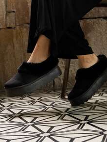 Women Ankle Boots & Booties - 黑色 - 查看 1