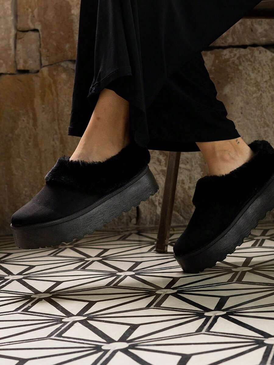 Women Ankle Boots & Booties - 黑色 - 查看 1