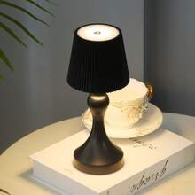 1 Stück wiederaufladbare Meerjungfrau & Pilz Lampe, kreative gestreifte Lampenschirm, kleine Nachtbeleuchtung, USB-C Industriestil, kabellose tragbare Bar Lampe, Camping Licht, Schreibtischlampe, dimmbar, 3 Farbtemperaturen, Berührungssensor, geeignet für Restaurant, Schlafzimmer, Bar, Terrasse, Café, Camping, Party, Nachttisch, Schreibtisch + 1 USB Ladekabel
