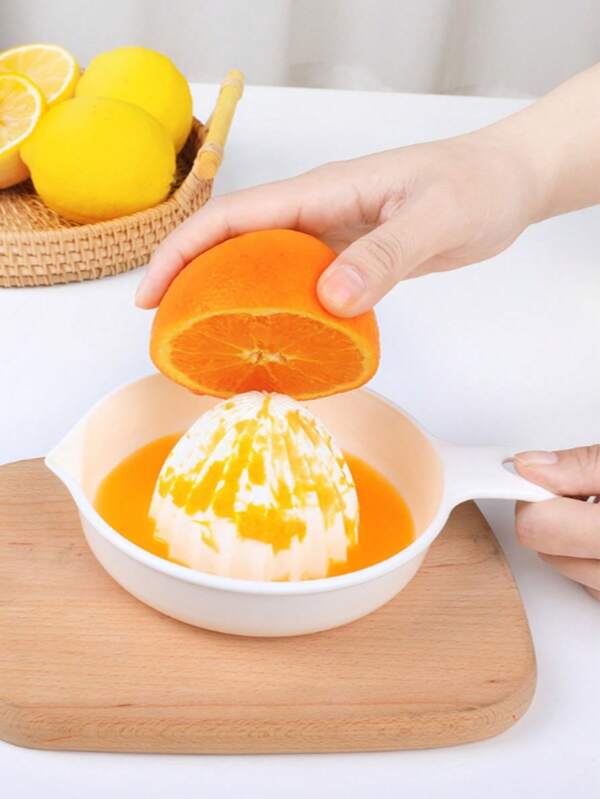 Manual Juicer, Multi-Functional Household Small Lemon Fruit Juice Extractor Plastic Manual Press Juicer