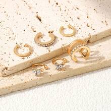 6 件女士时尚蝴蝶夹式耳环套装，个性化优雅风格夹式耳环，无穿孔，适合日常生活和音乐节佩戴，精美的节日礼物珠宝 - 金色 - 查看 5