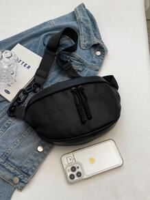 Em 2024, a nova bolsa de ombro diagonal clássica de grande capacidade para lazer, em tecido PU à prova d'água e de cor sólida, com design de bolso embutido, é adequada para viagens e esportes.