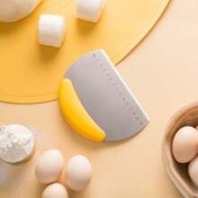 Kitchen Stainless Steel Flour Cutting Multifunctional Noodle Cutter With Scale Baking Scraper Scraper Manual Noodle Cutter Silicone
