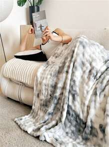 1 件多色加厚多功能毛毯，适用于床上、沙发、午睡、空调、汽车，亲肤、柔软舒适，适用于客房、卧室和家庭使用