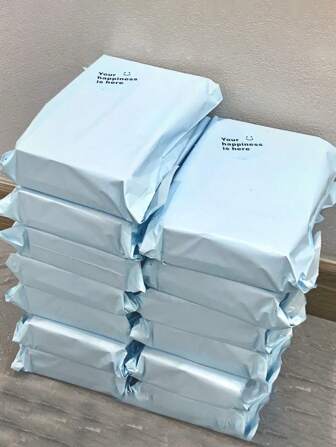 20个全新材质12密耳乳蓝色飞机形自粘包装袋，纯色厚袋，适合男士/女士多用途包装袋。服装、文具、派对礼品包装，以及学校、办公室、物流邮寄场景返校用品包装