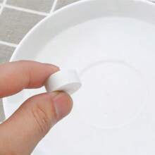 100 piezas Toallitas para viajes, camping, senderismo, deportes, salones de belleza - Toallas portátiles fáciles de transportar en el contenedor de la bolsa