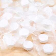 100 piezas Toallitas para viajes, camping, senderismo, deportes, salones de belleza - Toallas portátiles fáciles de transportar en el contenedor de la bolsa